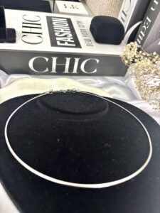 CHOCKER DE ARO FIO LISO