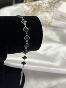 PULSEIRA TREVO RESINA
