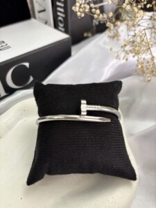 BRACELETE PREGO CORAÇÃO